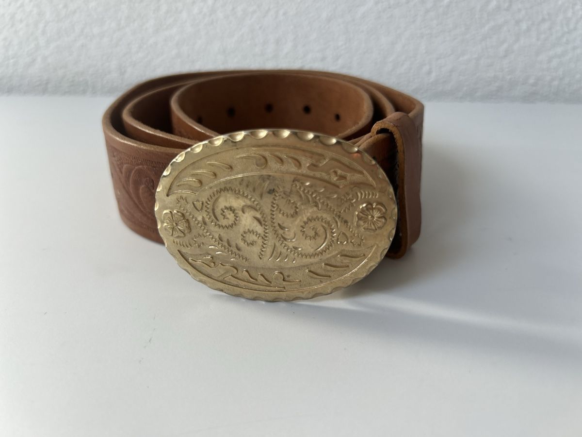 Gürtel: Western Belt Leather Brown Embossed Pattern Good Condition – Neu (gemäss Beschreibung) aus Saland von ele_vc96 2