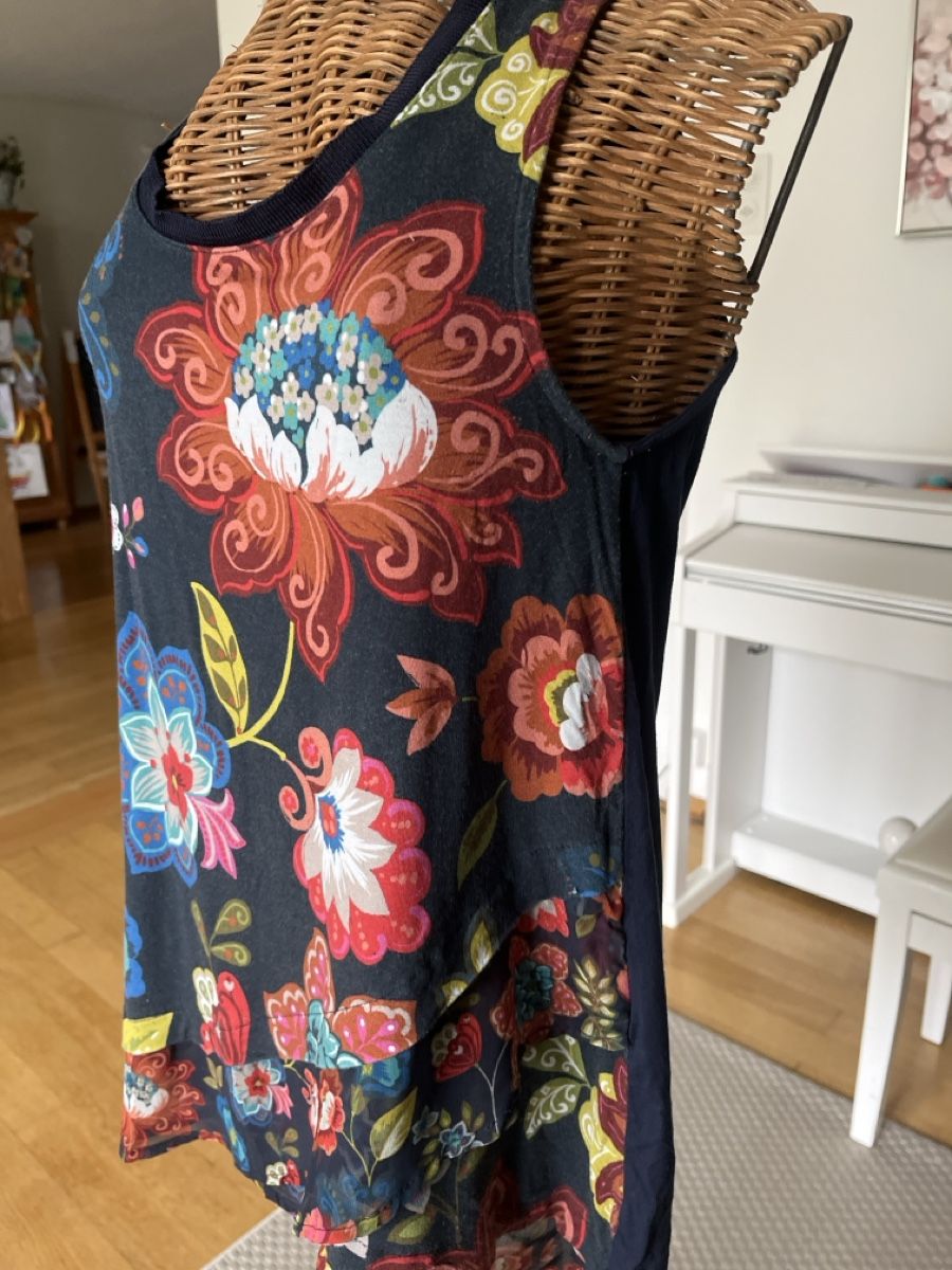 Desigual Top: Top von desigual, S – Usato da Solothurn venduto da Bobesch08 2