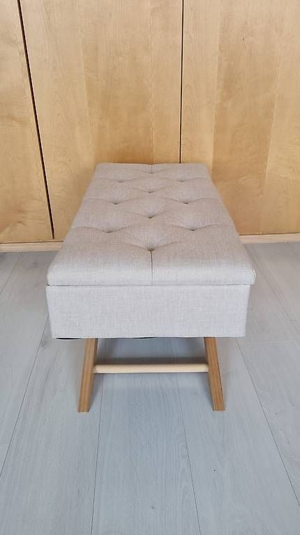 Panchine: Banc avec rangement gris clair – Usato da La Sagne NE venduto da die_56yf 3