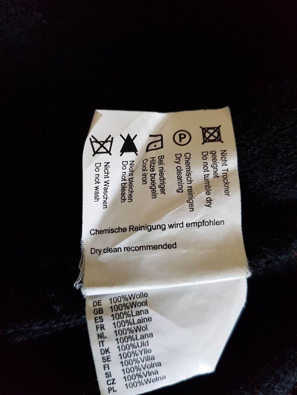 Jacken: Damenjacke S.Oliver Kapuzenjacke – Gebraucht aus Giswil von online-Brockenhaus 3