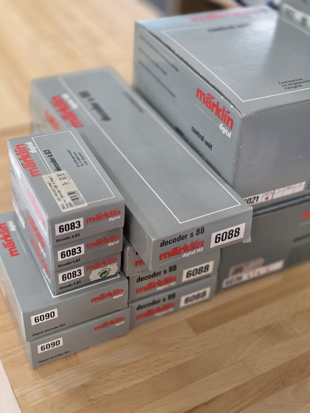 Märklin Modelleisenbahnen: Märklin Digital Steuerungs-Set  – Gebraucht aus Ried (Muotathal) von Modellbahn.swiss 4