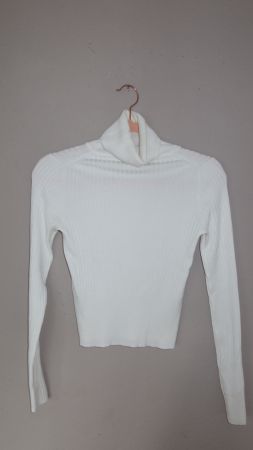 Feiner weisser Rollkragenpullover Gr. S.