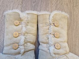 UGG Australia Damen Winterstiefel, EU 36, Beige