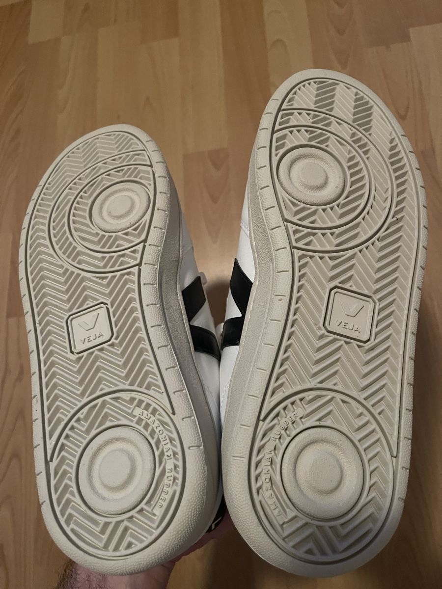 Veja Herrenschuhe: Veja V-10 Grösse 41, NEU & OVP – Neu und originalverpackt aus Winterthur von bargainhunter1 2