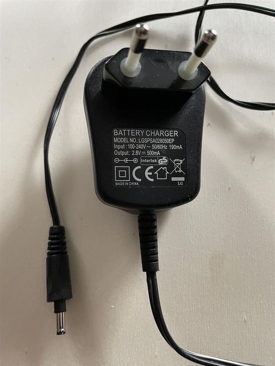 2.8 V / 500 mA Netzteil Strom Adapter Netz Stecker Kabel akk (Gebraucht ...