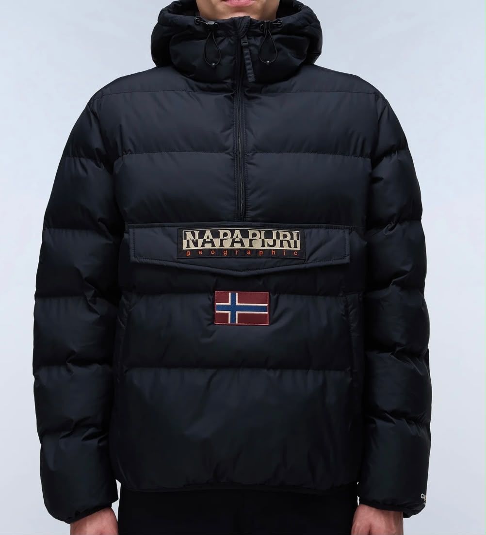Napapijri Giacche: Napapijri RAINFOREST- Winterjacke black – Usato da Zürich venduto da lvxmei