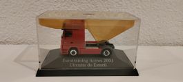 Mercedes Benz Actros MP2 / 1/87 Modell / aus Kunststoff