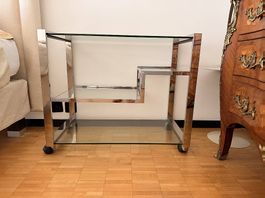 Design-Servierwagen / Barwagen auf Rollen aus Glas 
