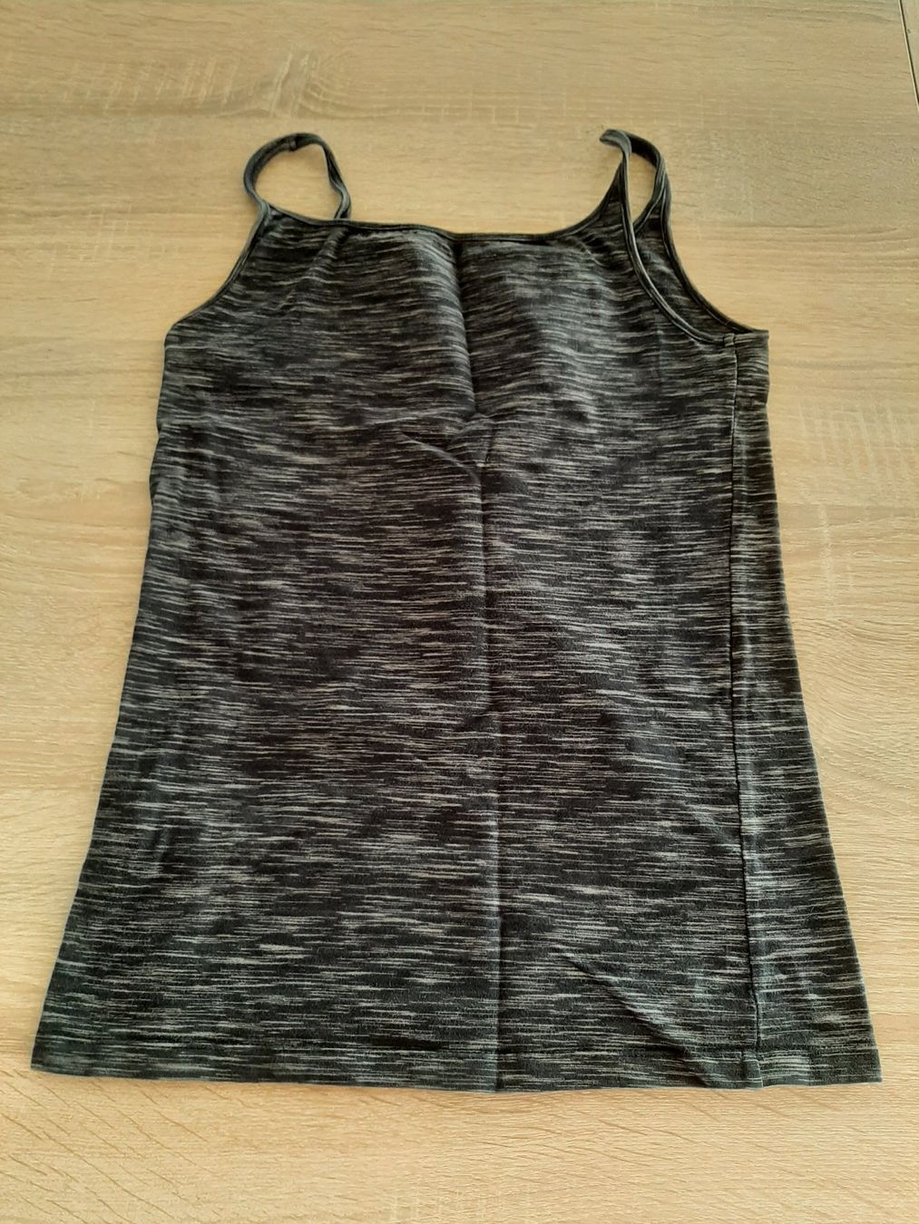 H&M Camicette, T-shirt & Top: Top Grösse 170 – Usato da Menziken venduto da Rien1 2