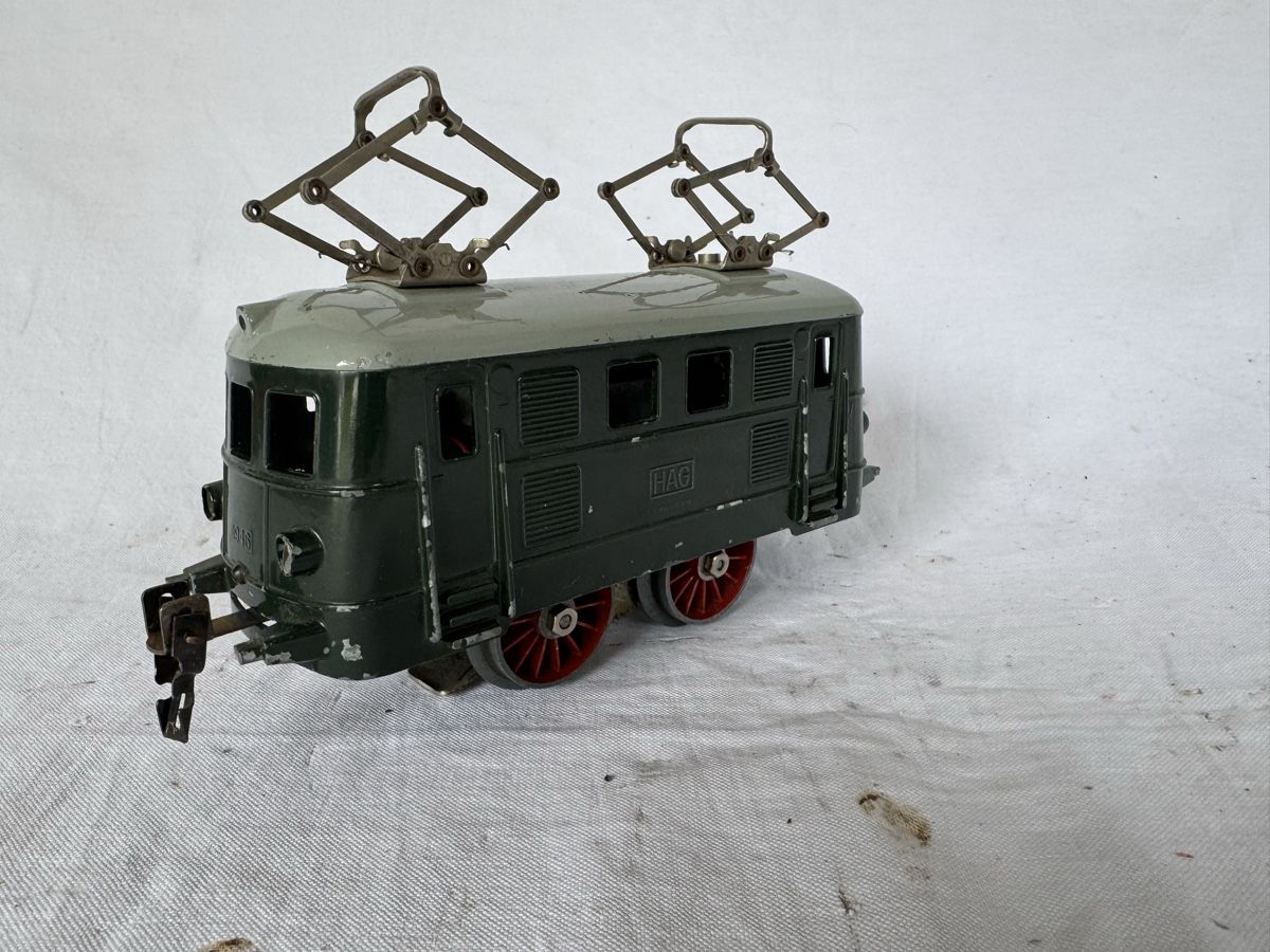 Hag Modellini di ferrovie: Train locomotive HAG 1946 – Usato da GRAND - LANCY venduto da petitpain67 3