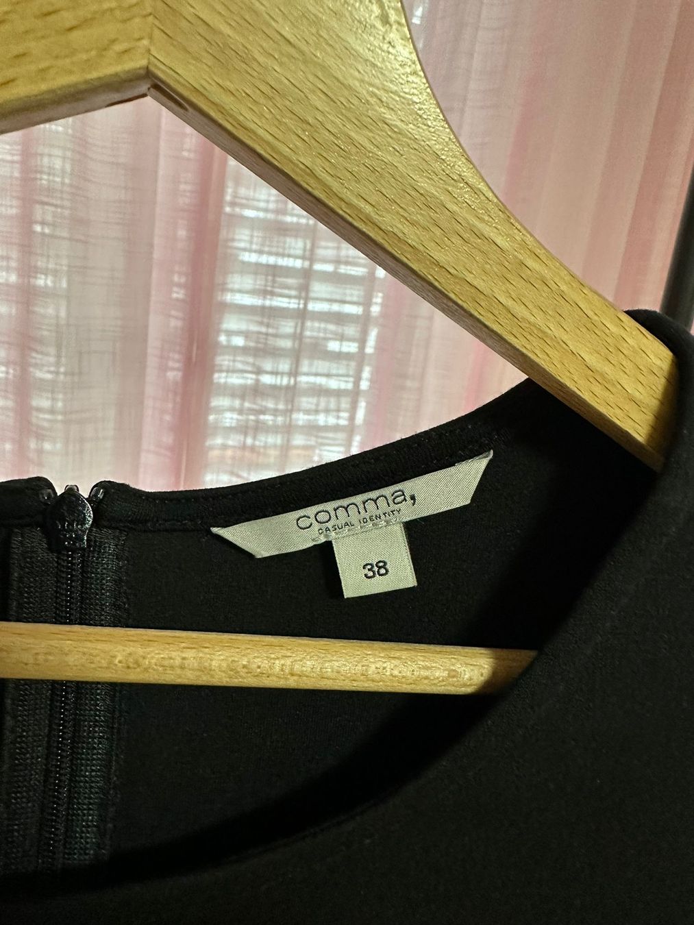 Lotti di vestiti: Frauenkleider grösser S & M – Nuovo (secondo la descrizione) da Bülach venduto da benjamin319 4
