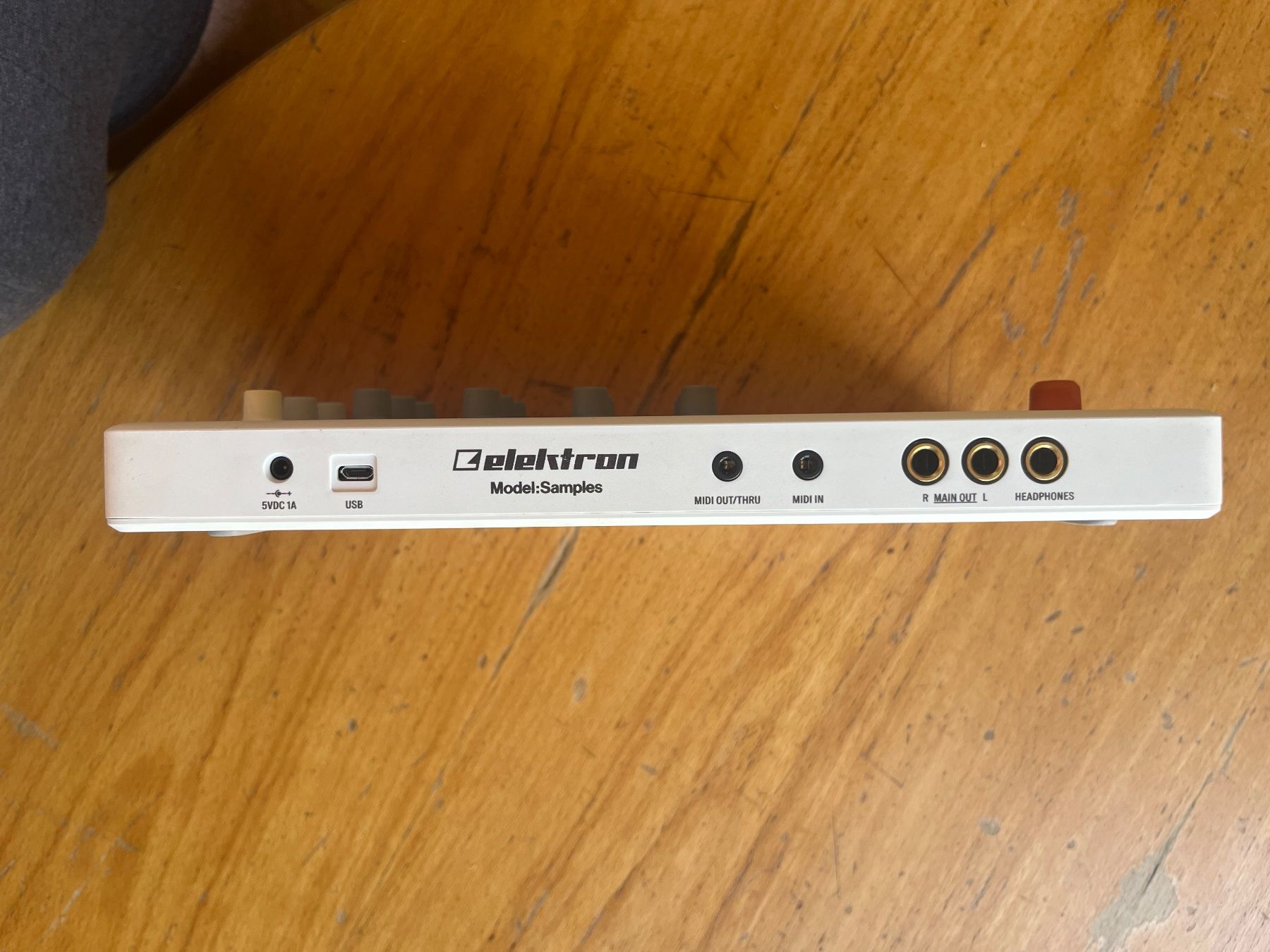 Elektron Strumenti musicali: Elektron Model:Samples – Usato da Genève venduto da POLsinus 1