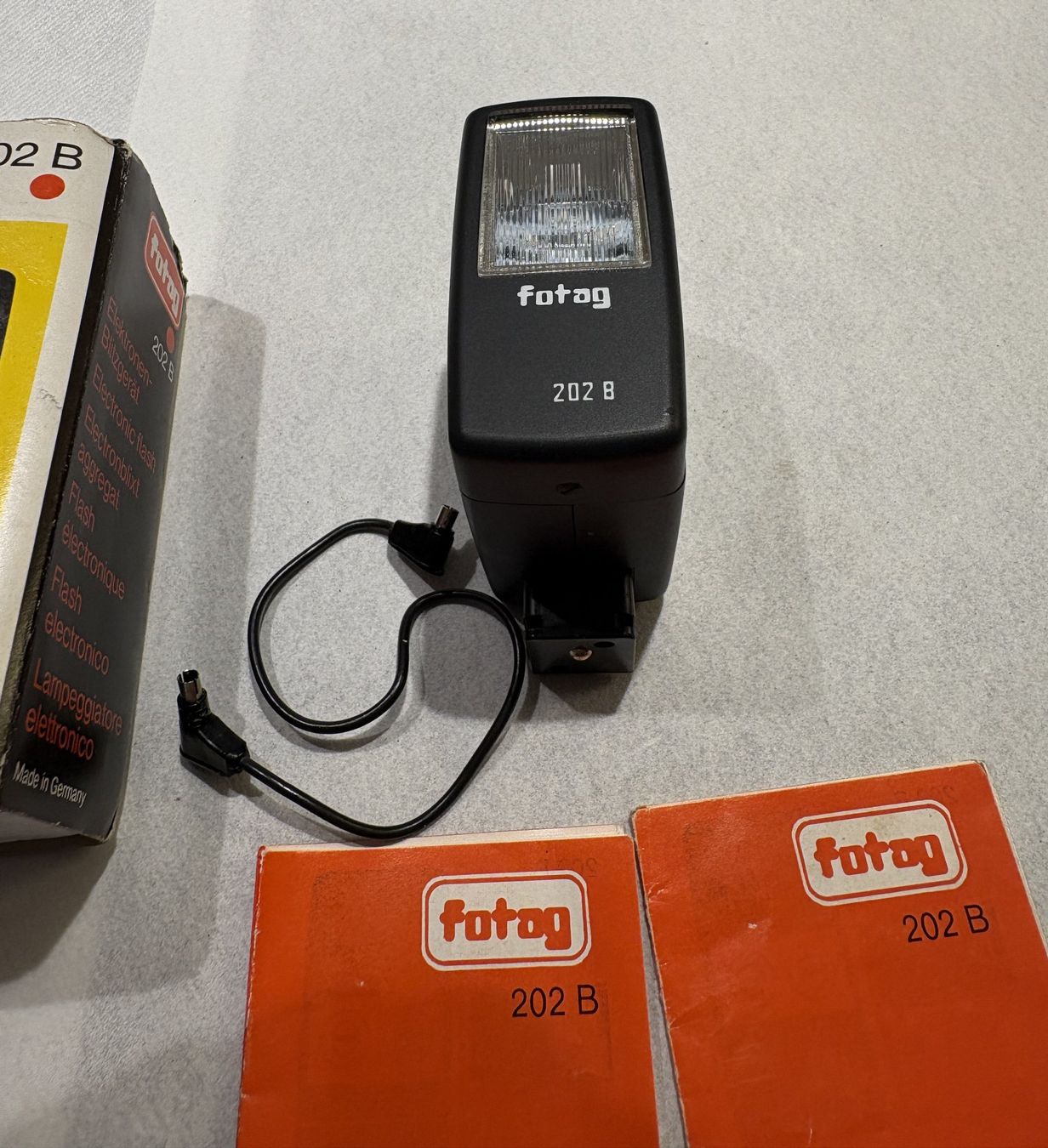 Flash: Externes Blitzlicht "FOTAG 202 B" – Usato da Gossau/ZH venduto da amazonas66 1