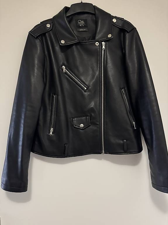 Jacken: Veste similicuir  – Gebraucht aus Crissier von Capsulecats 1