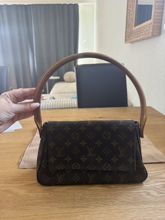 Louis Vuitton Looping Tasche