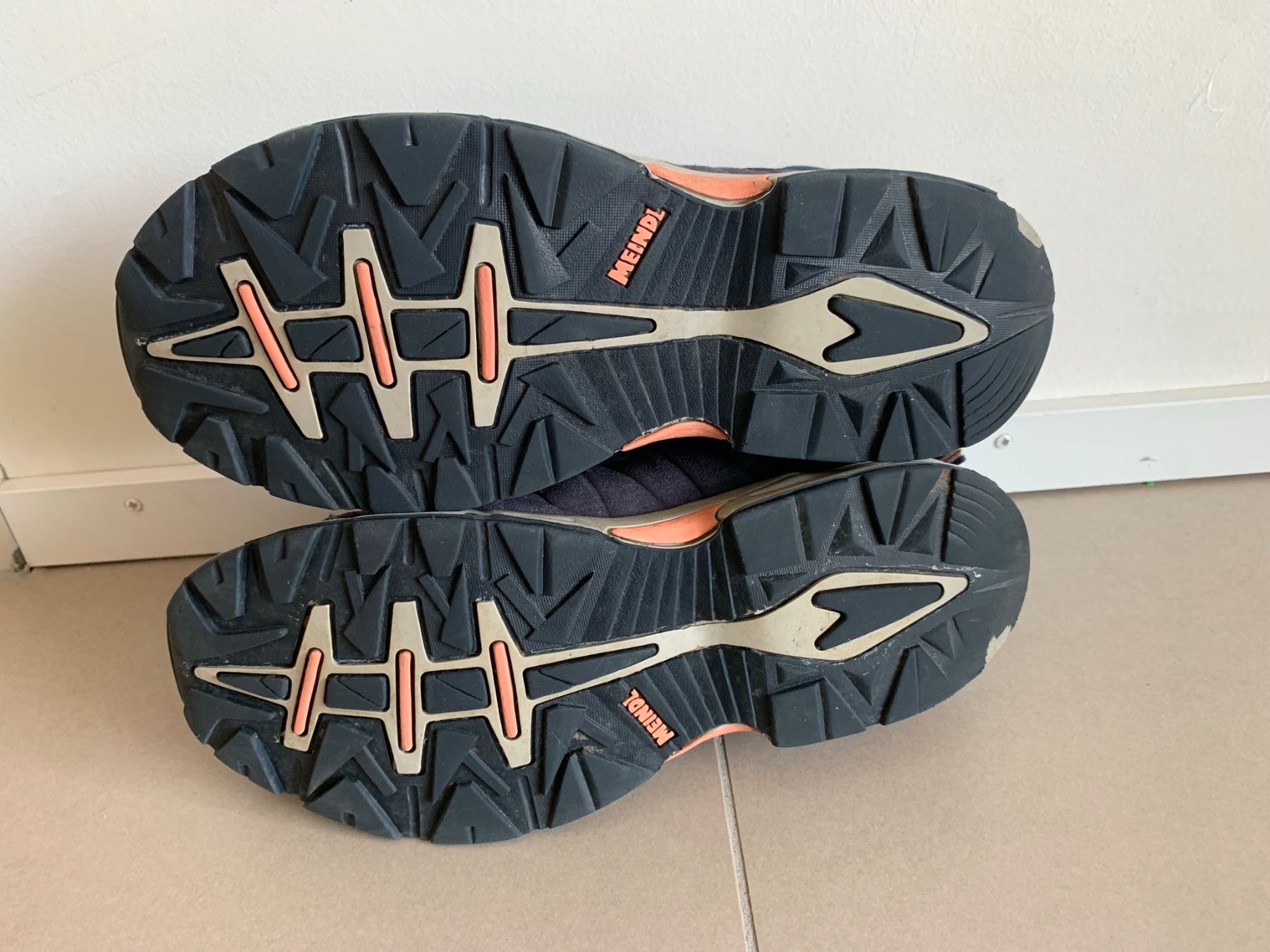 Meindl Scarpe per ragazze: Meindl Trekkingschuhe Junior Gr. 39 – Usato da Zürich venduto da misterpillar 2