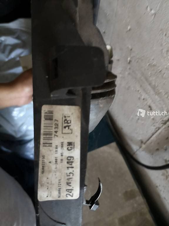 Opel Tutti pezzi di ricambio auto: Opel Corsa C Lüfter bis 2003 – Usato da Biel/Bienne venduto da 300ccc 2