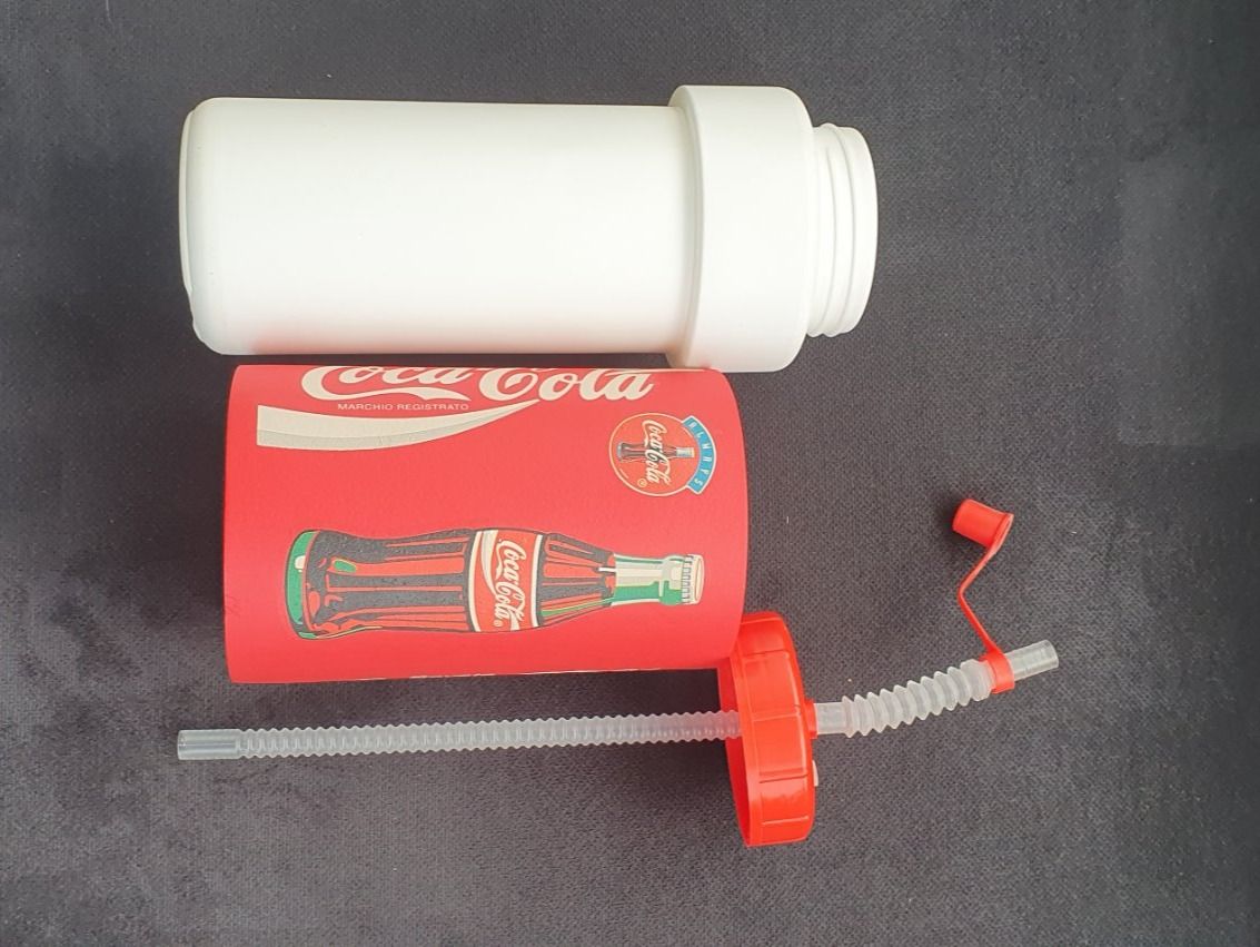 Coca-Cola Trinkflaschen & Thermosflaschen: Coca Cola Getränke Flasche – Gebraucht aus Läufelfingen von jac_vp95 2