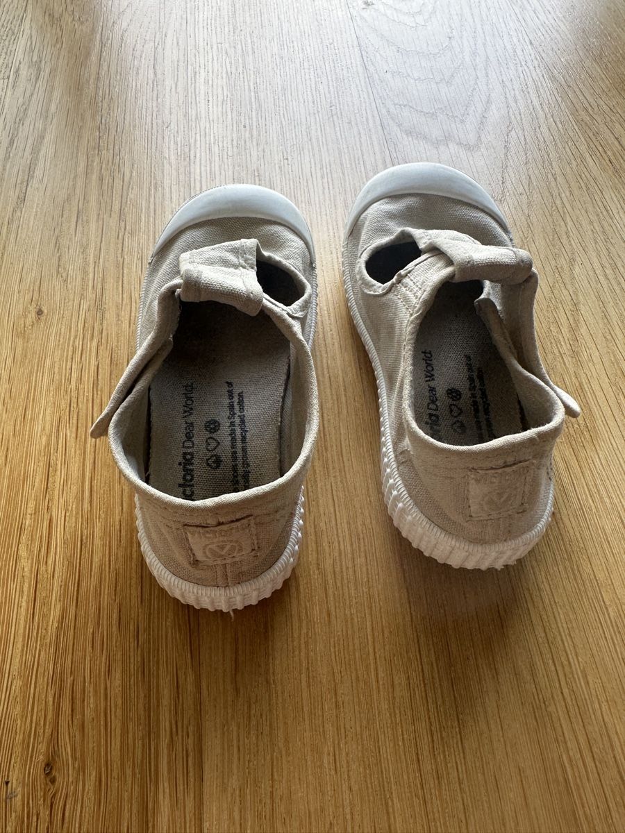 Victoria Scarpe da uomo: Victoria Schuhe gr. 25 – Usato da Bern venduto da Tana31 2