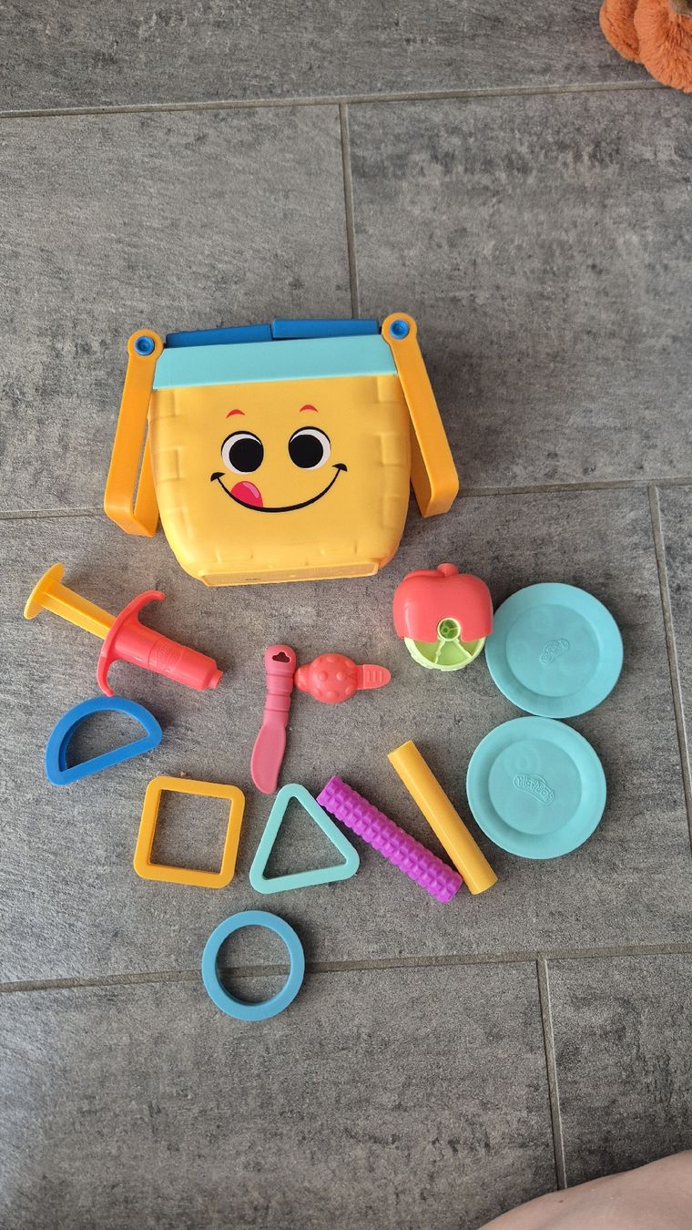 Play-Doh Giocattoli: Play-Doh Picknick-Korb ohne Knete – Usato da Steinen venduto da I_nikita_I