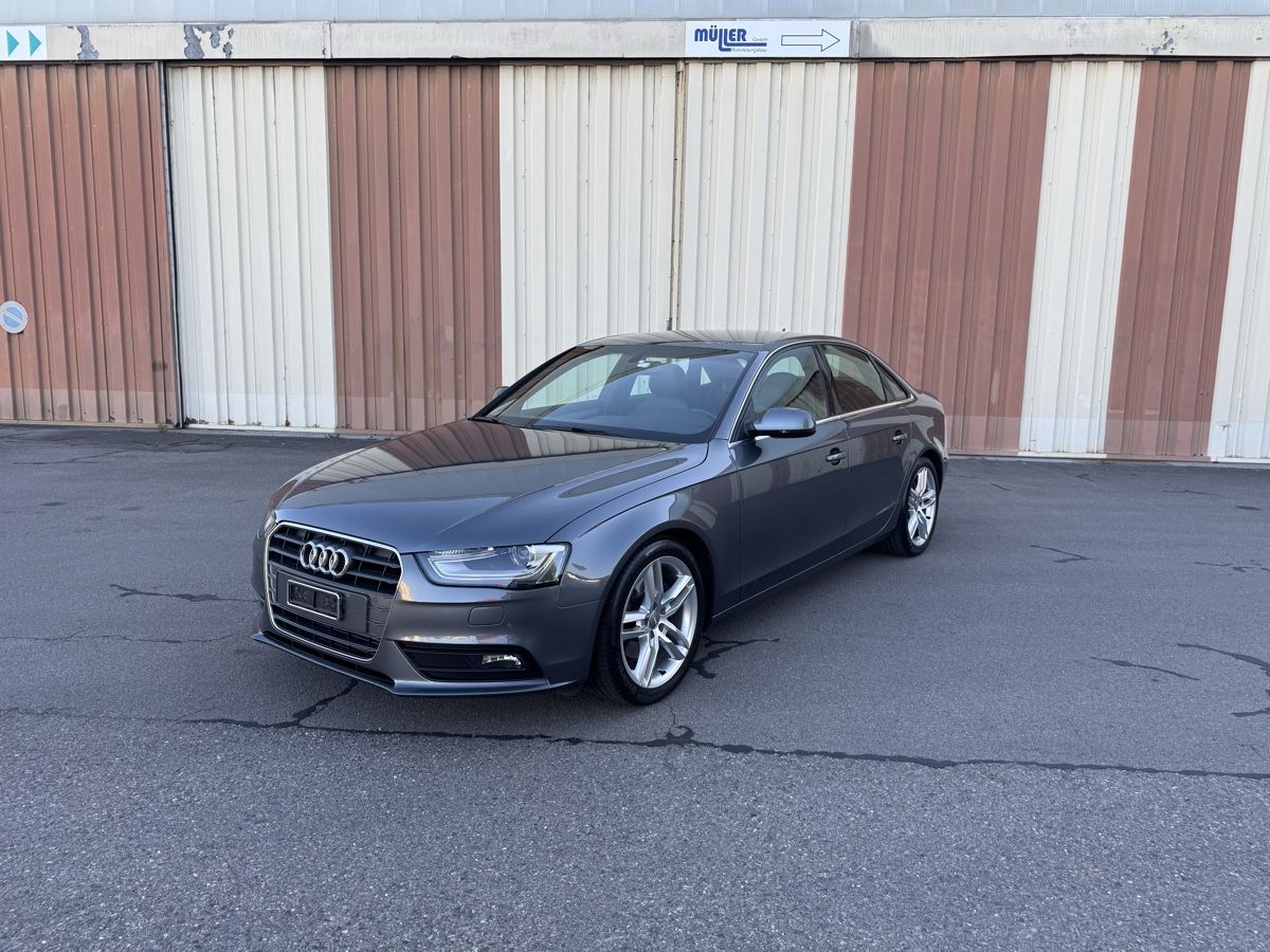 Audi Automobili: Audi A4 – Usato da Riedt b. Erlen venduto da WMDEM_wbg6 1