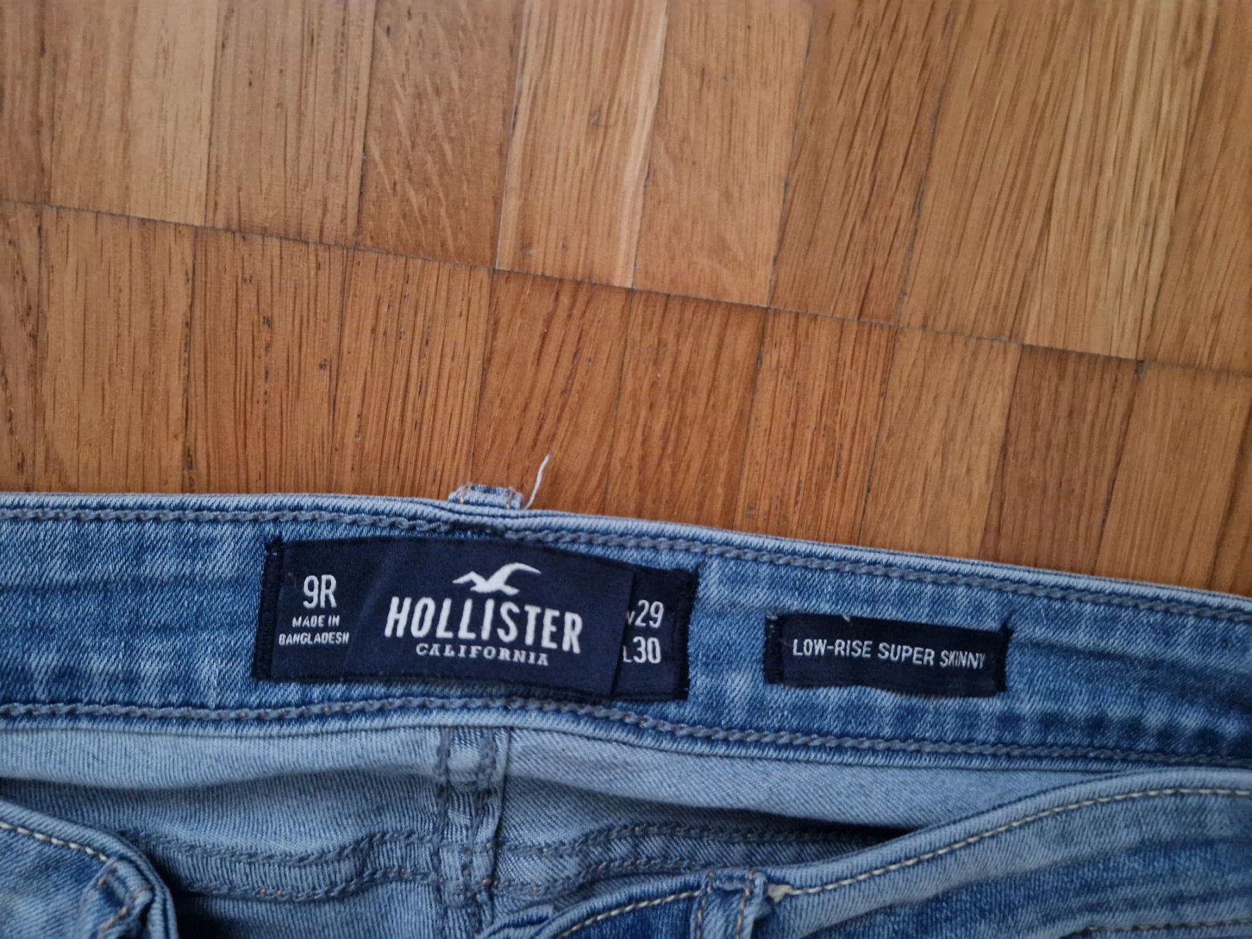 Hollister Jeans: Jeans hollister donna – Usato da Agno venduto da siuxy 1