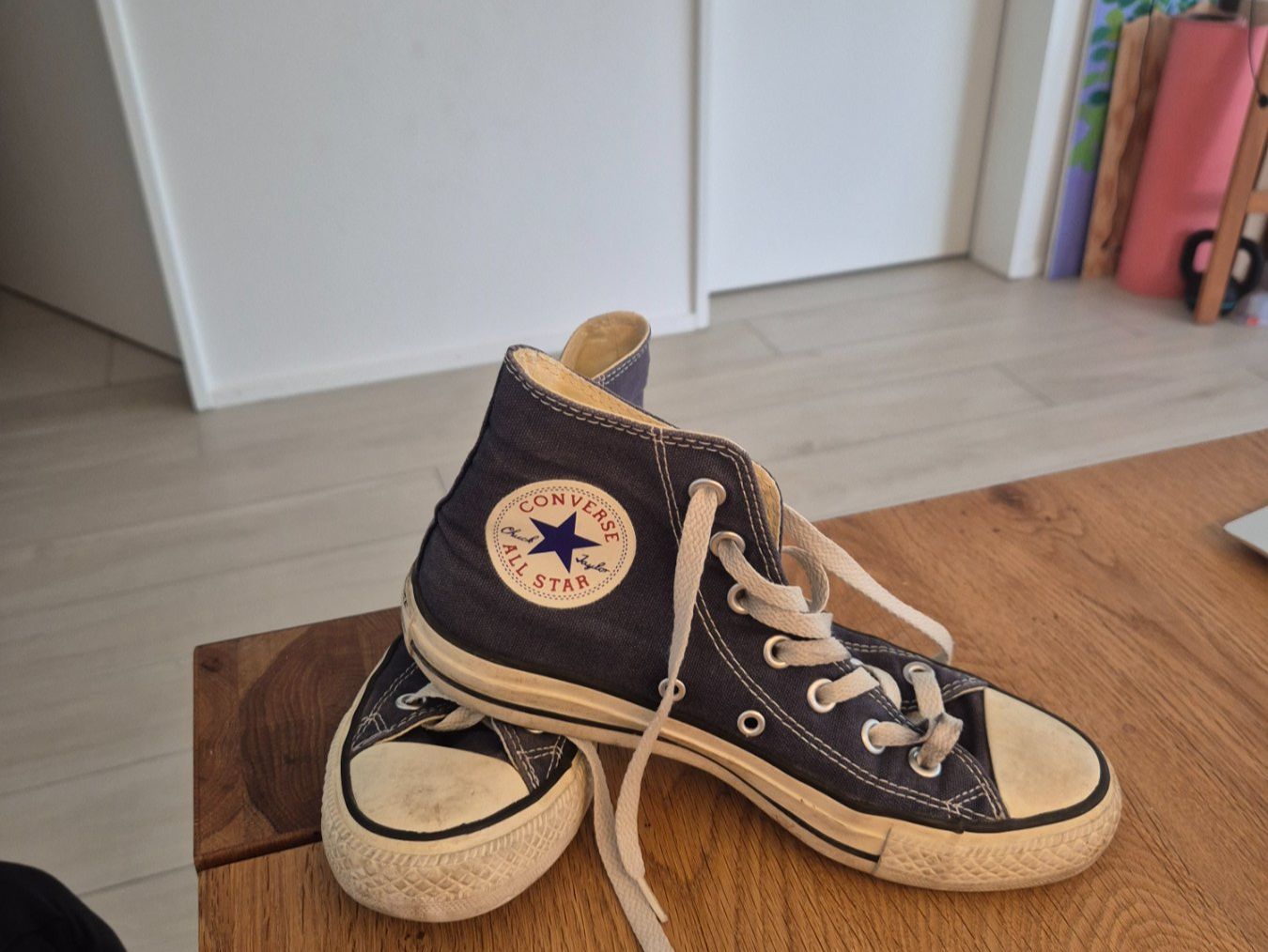 Scarpe da donna: Converse hoch- Grösse 37 – Usato da Rothenburg venduto da pascalino91
