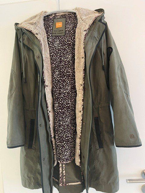 Hugo Boss Giacche: Hugo Boss Jacke 36 – Usato da Gränichen venduto da Gora4