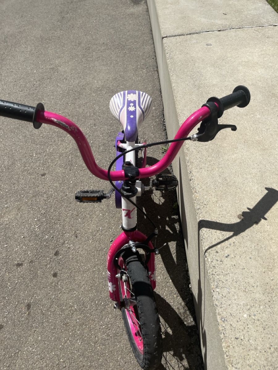 Biciclette: Kindervelo 14“ mit Rädchen – Usato da Uster venduto da Dansposito 1