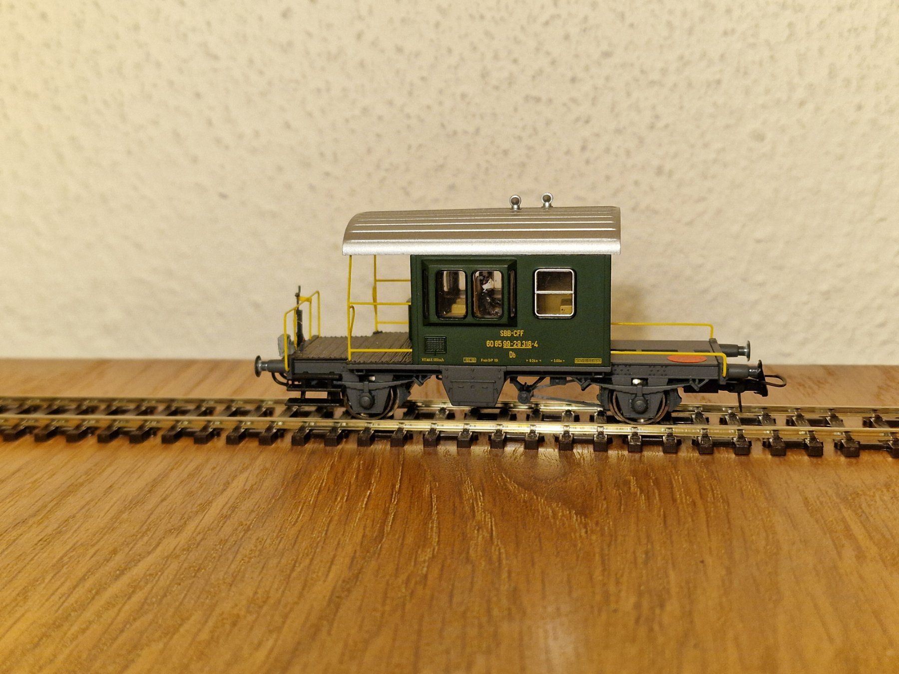 Roco Modellini di ferrovie: Roco SBB Sputnik H0 Defekt – Usato da Matten b. Interlaken venduto da lor_hr9w 2