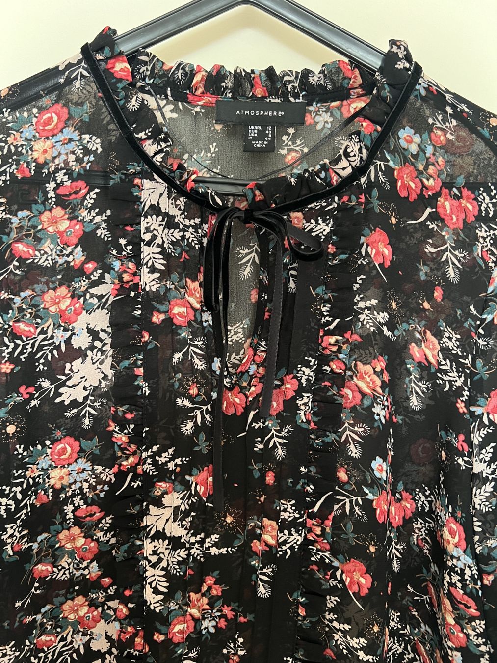 Camicette: ATMOSPHERE Blouse Flowers EUR 40 – Usato da Horgen venduto da linuxrp 5