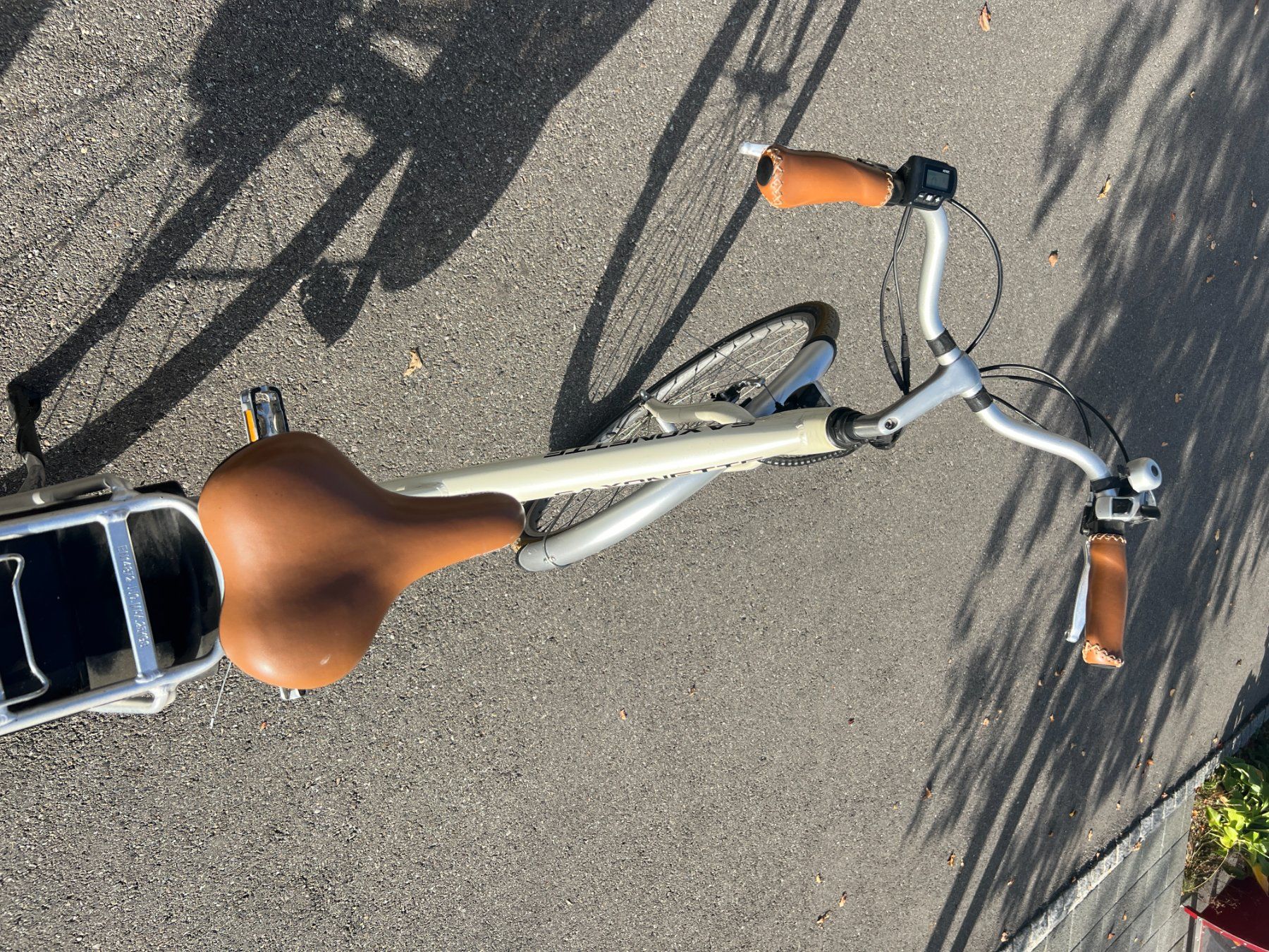 Saxonette Velos: E-Bike Saxonette ab 1.- – Gebraucht aus Riggisberg von Tlacoste 1