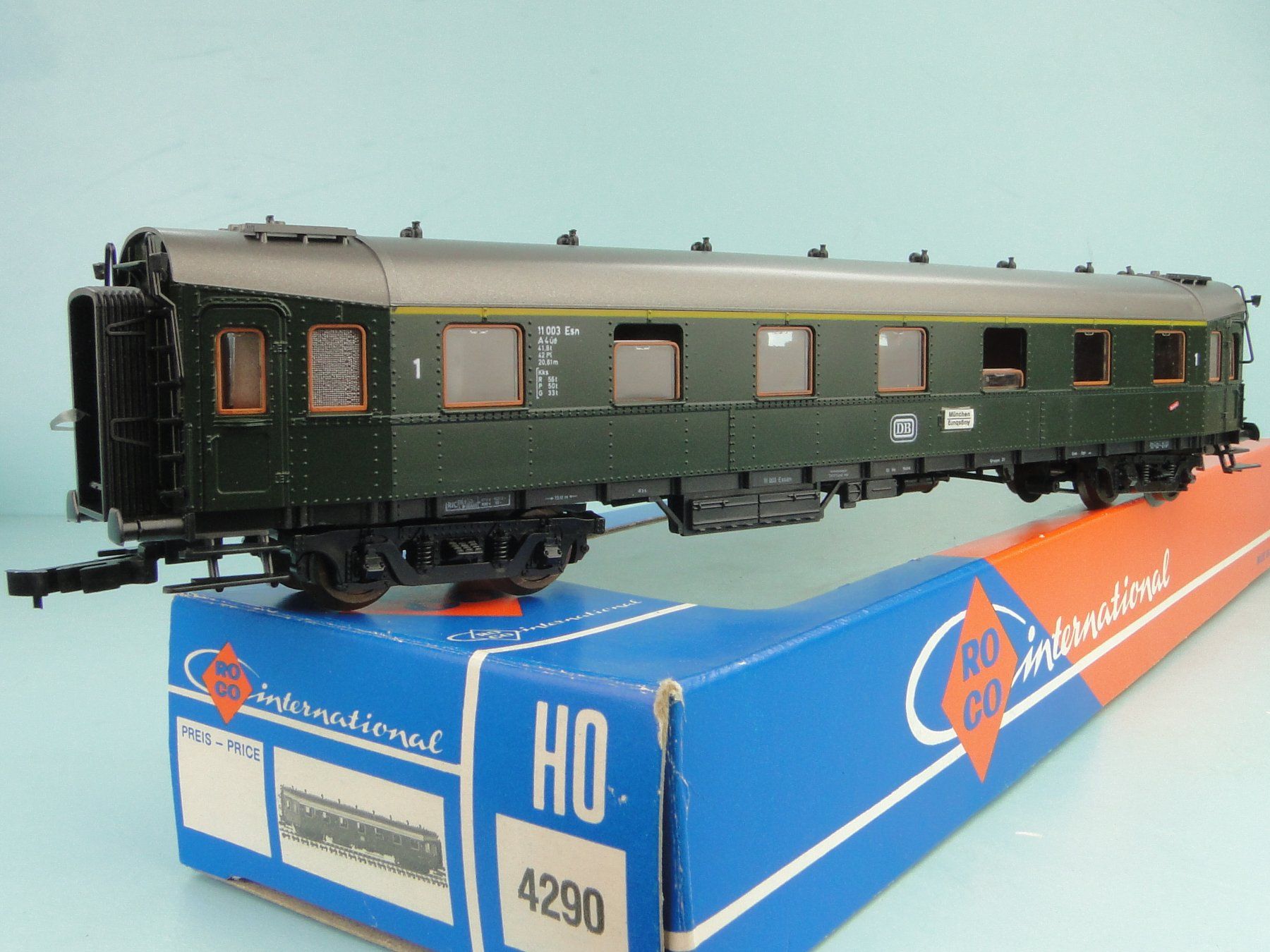 Roco Modellini di ferrovie: Roco 4290 H0 DB Echte 1 Kl., NEU – Usato da Bülach venduto da cann11