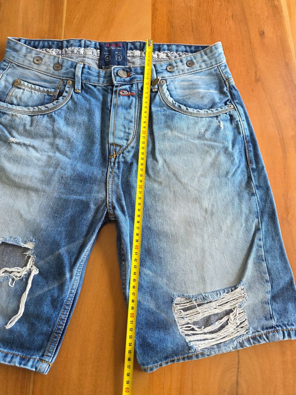 Jeans: Jeans Short Pull&Bear Unisex Blau Grösse 42 Baumwolle. – Usato da Zürich venduto da Leica.C89 7