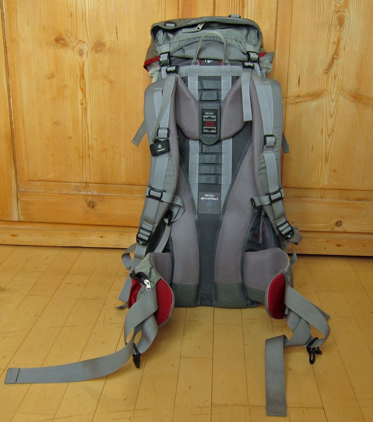 North Face Zelte: Trekking-Zelt mit Rucksack, Kocher, Matte, Wasserfilter – Gebraucht aus Zuerich von Argro 3