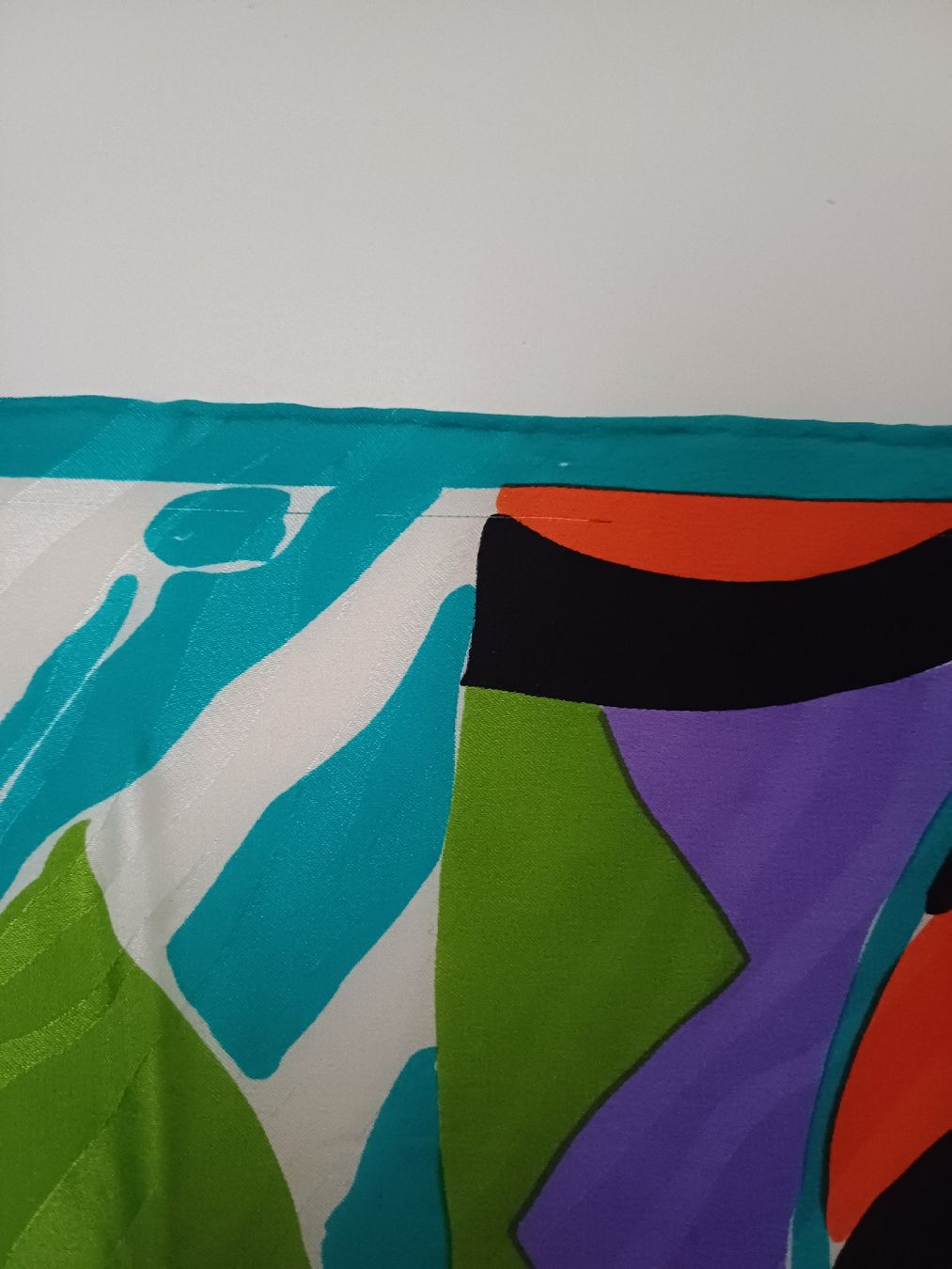 Foulard & Sciarpe: Louis Féraud Seidenfoulard – Usato da Zürich venduto da Avocadokern 4