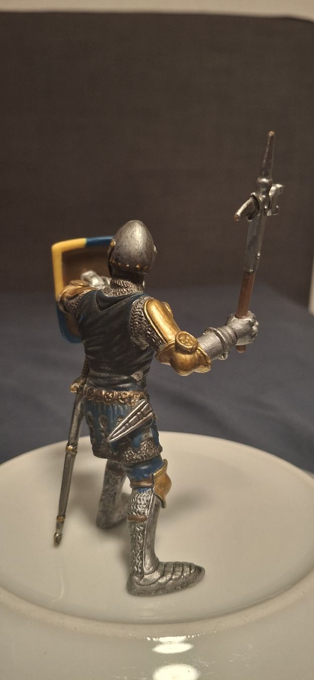 Statuette: Ritter Figur – Usato da Worb venduto da jbu_j8np 3
