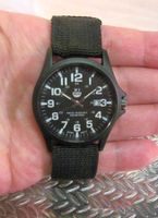 NEU  XI Military Uhr schwarz mit Datum