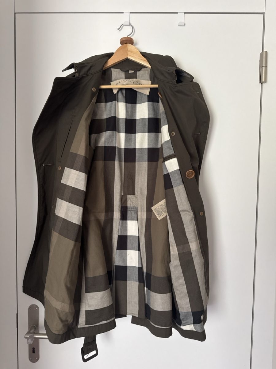 Burberry Mäntel: Burberry Trenchcoat, Khaki, Grösse S – Gebraucht aus Oberwil b. Zug von Safouh 1