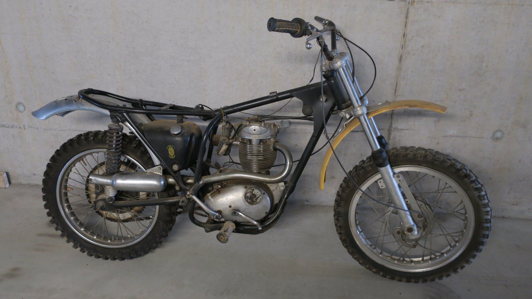 Enduro: BSA B44 E -  Enduro - Motocross mit Ceriani Gabel – Difettoso da Mettendorf TG venduto da jbr73 1