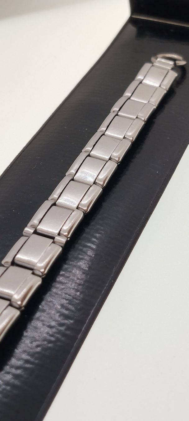 Orologi: Bracelet montre vintage – Usato da La Chaux-de-Fonds venduto da jac_9llg 1