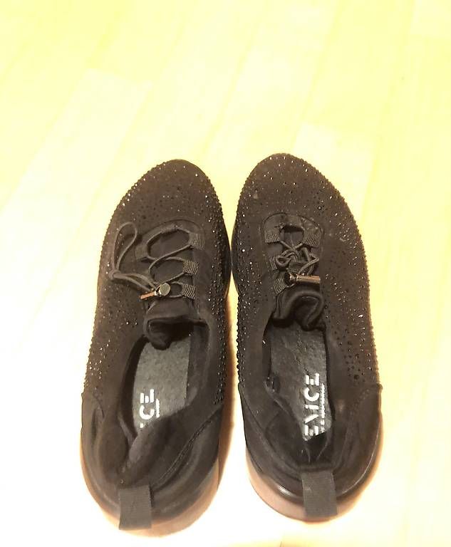 Scarpe da donna: Damenschuhe Grösse 36 – Usato da Glattbrugg venduto da amzh 1