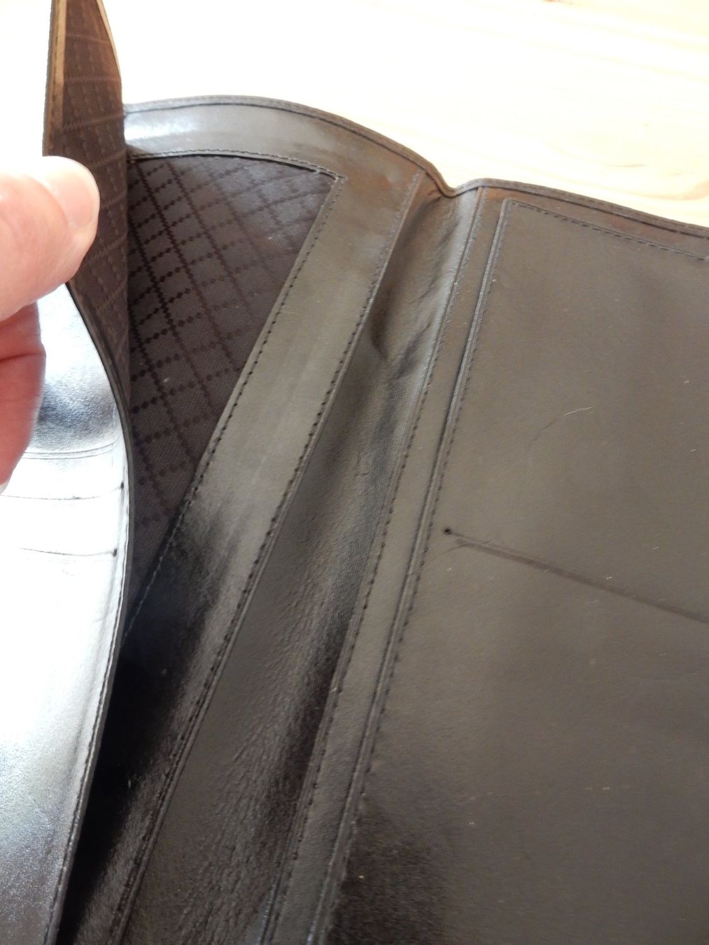 Altro in  Abbigliamento & Accessori: elegante Ledermappe Dokumentenmappe ESCO schwarz – Usato da Jona venduto da simongarden 4