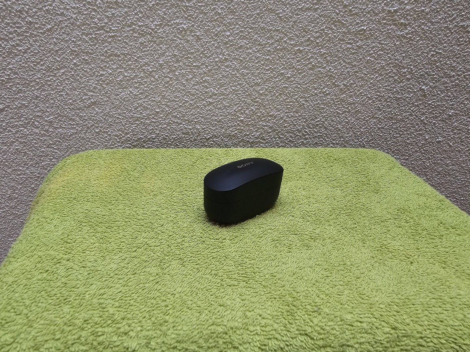 Sony Cuffie: Sony WF-1000XBT - Gebrauchte Kopfhörer Schwarz – Usato da Koppigen venduto da Komouri