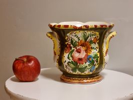 Handbemalter Majolika-Übertopf mit Henkeln 13 cm