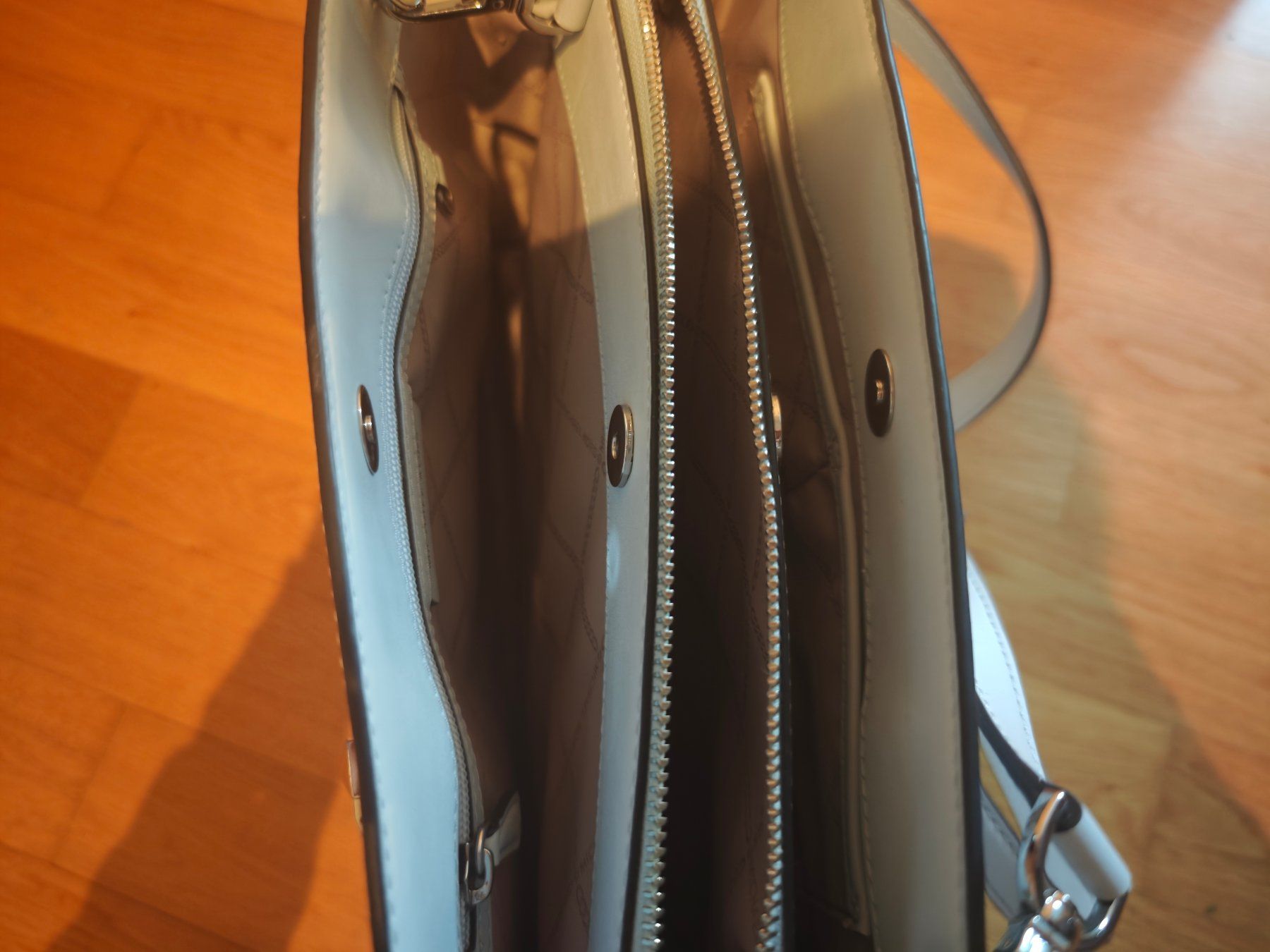 Michael Kors Borse da donna: Micheal Korbs  Damenhandtasche – Usato da Bonstetten venduto da lin_fy7n 3