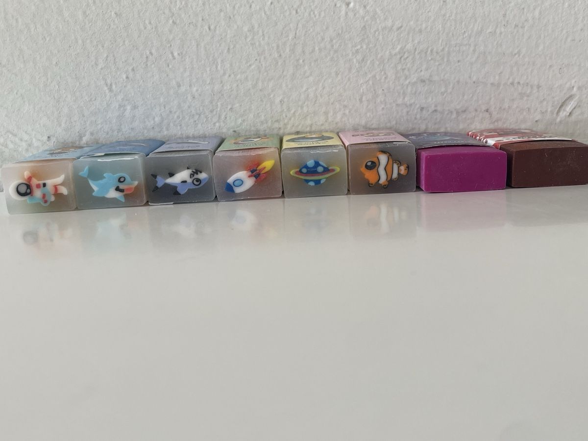 Colori: Radiergummi für Schule – Nuovo (secondo la descrizione) da Unterengstringen venduto da Bettina80 2