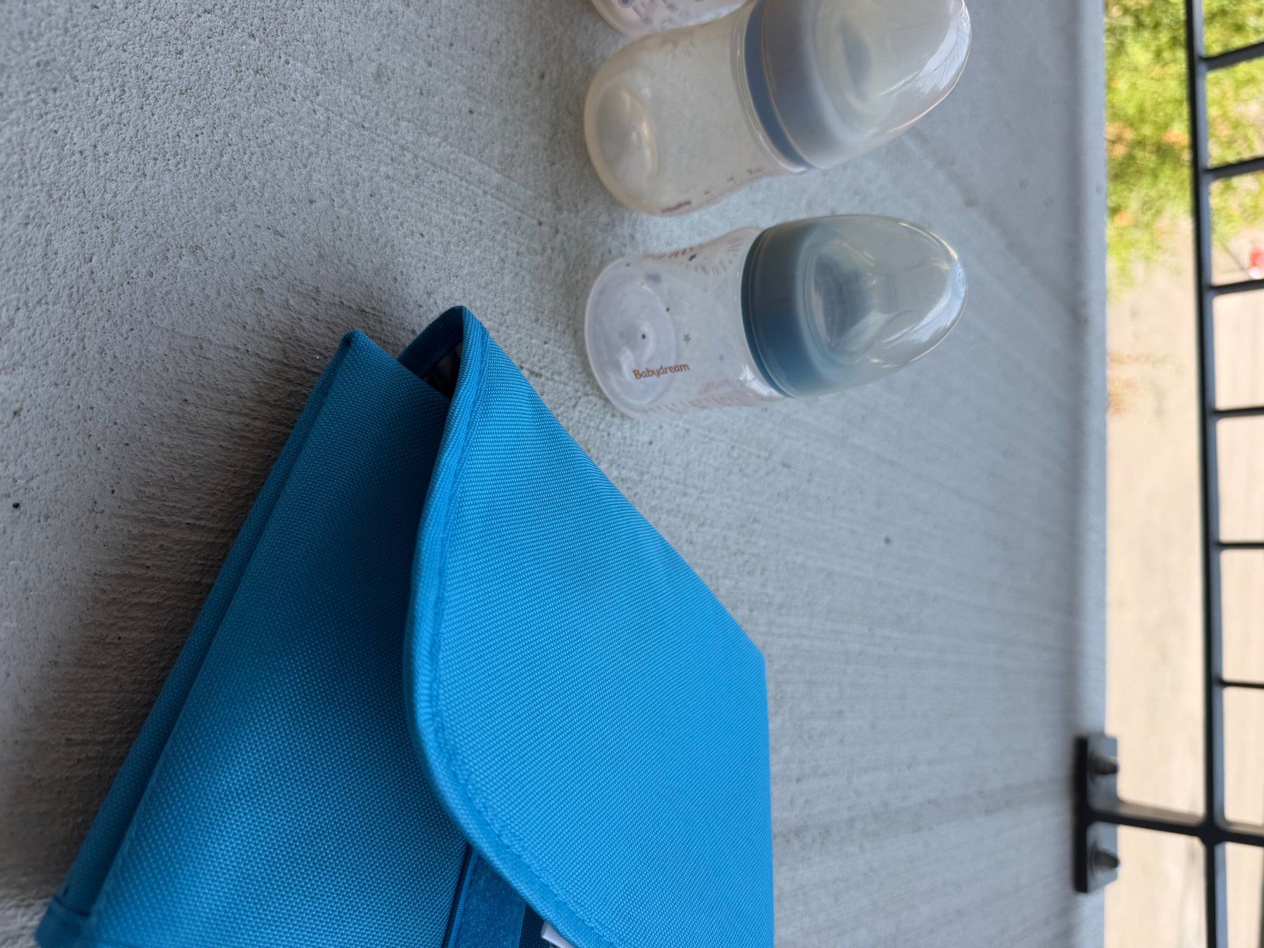 Repas pour bébés: Babyflaschen Set 3 Stk. mit Tasche – D'occasion à Riehen par ann_76jw 5