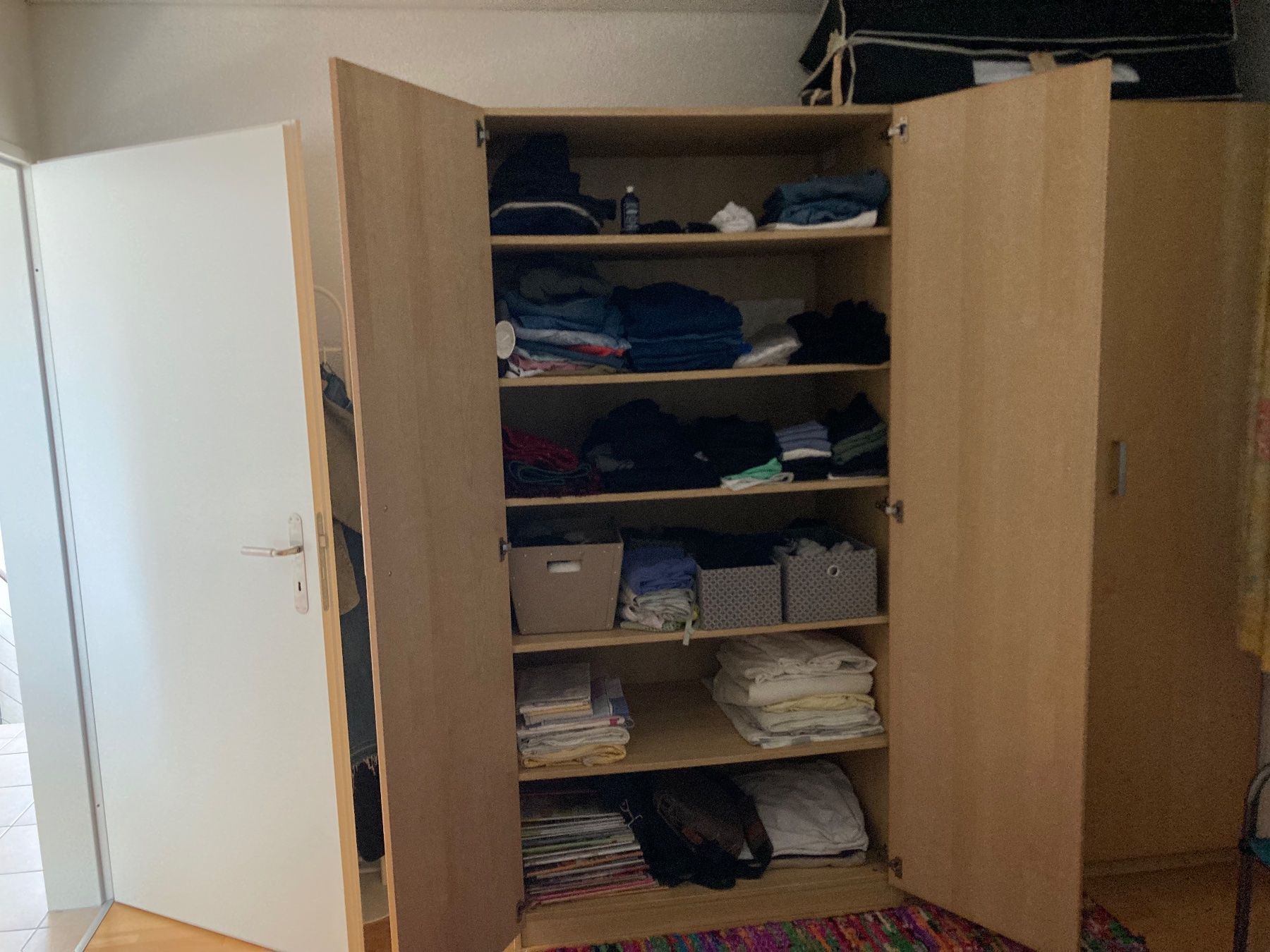 Armadi: Schrank – Usato da Laufen venduto da Fesanist 1