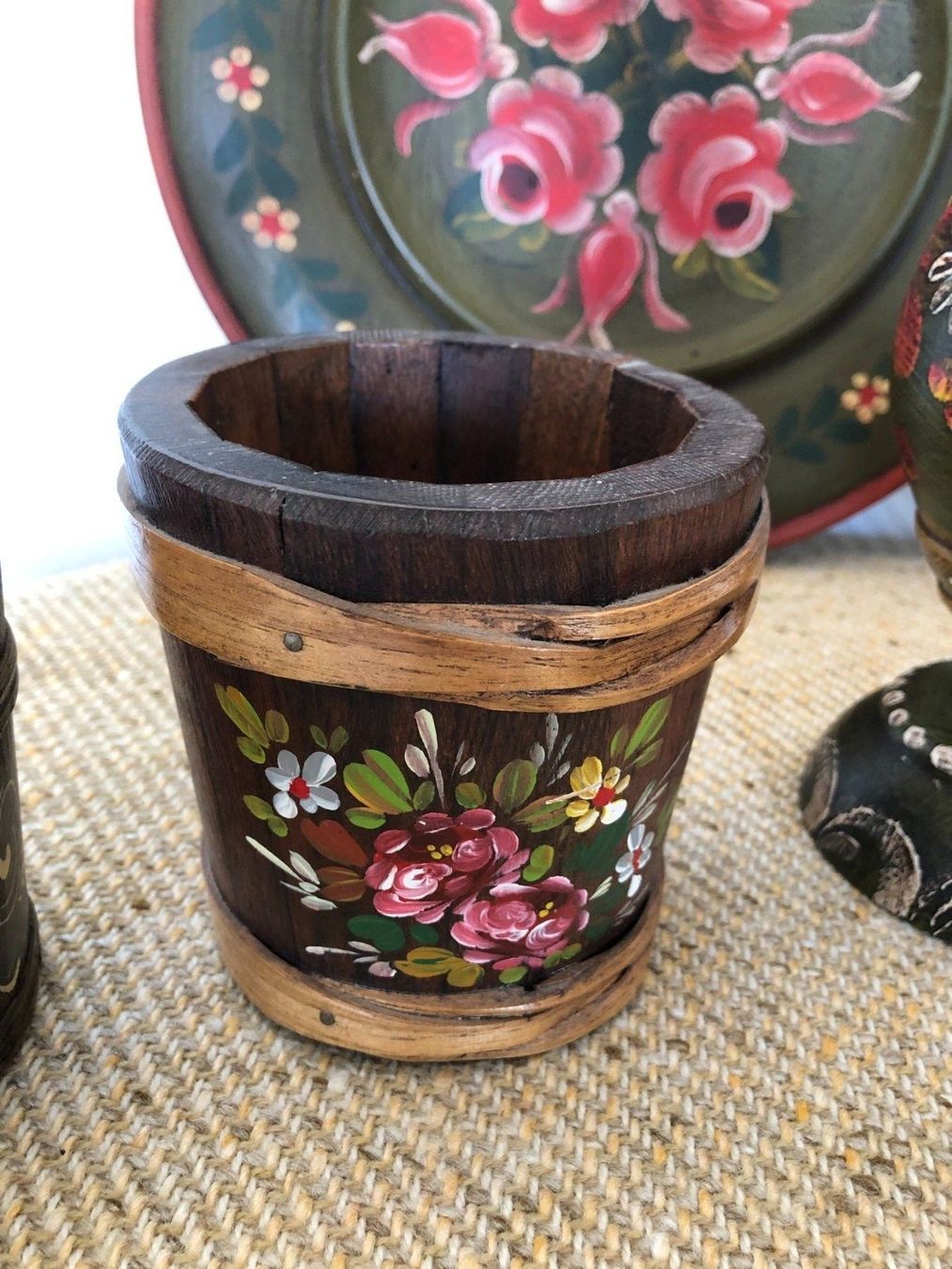Tutte le decorazioni: Holztopf, handbemalt braun-rosa – Nuovo (secondo la descrizione) da Balzers venduto da Kubus28